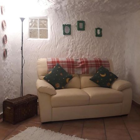 The Welcome Cave Freila 外观 照片
